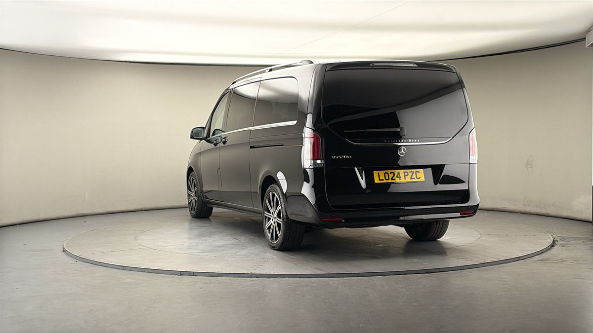 Used Mercedes-Benz V-Class 2024 for sale - 78213250: Photo 42