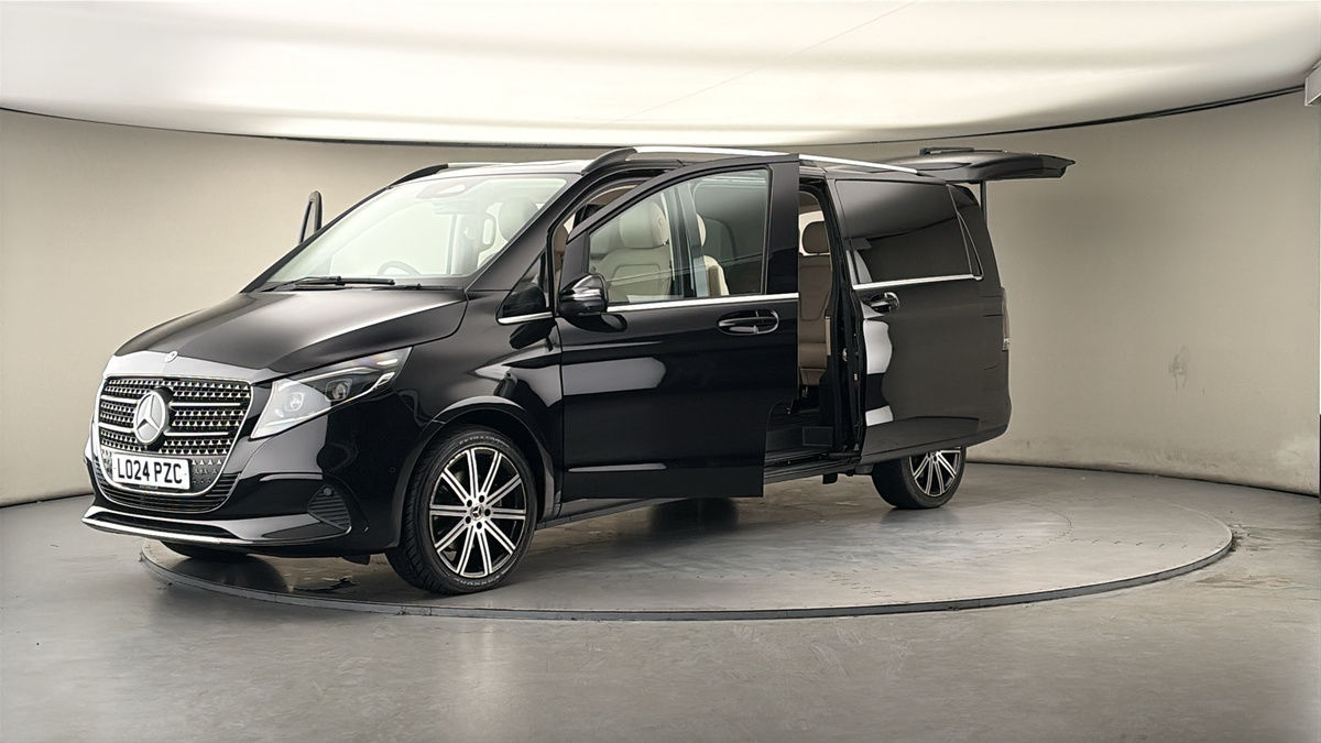 Used Mercedes-Benz V-Class 2024 for sale - 78213250: Photo 49