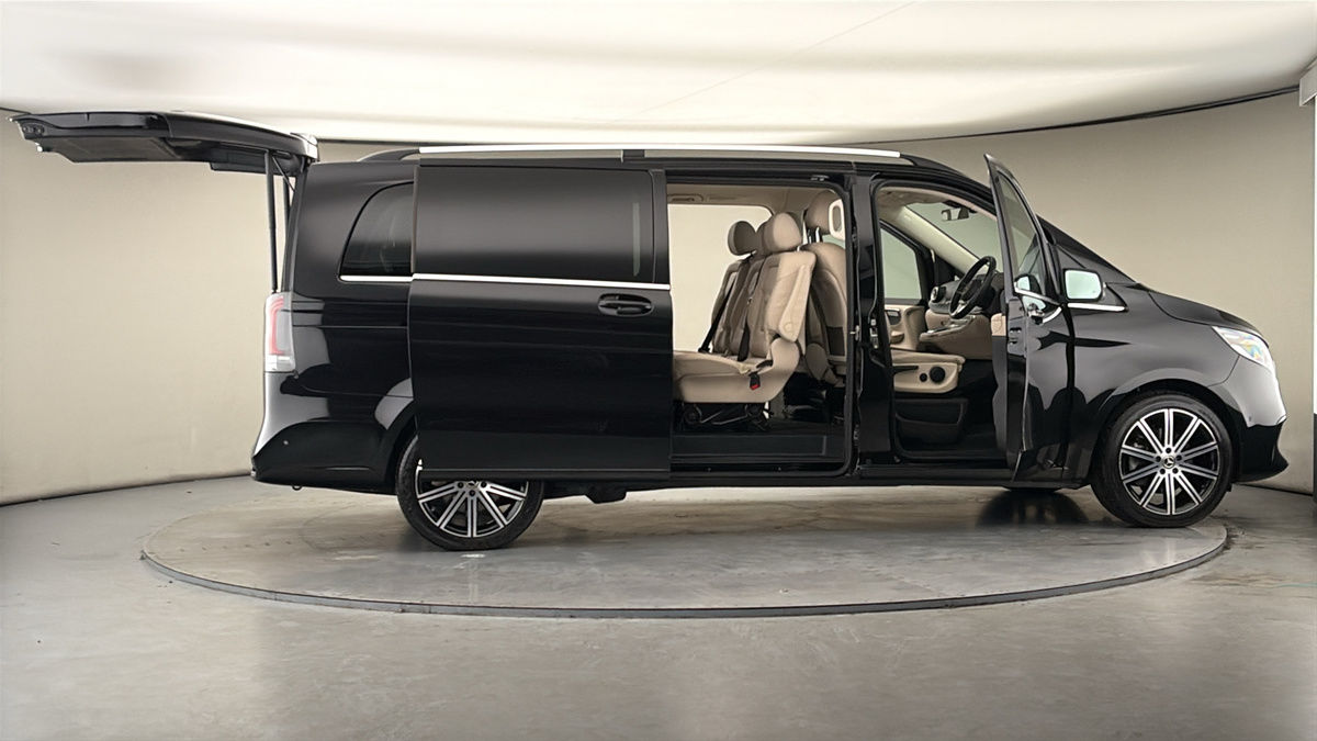 Used Mercedes-Benz V-Class 2024 for sale - 78213250: Photo 56