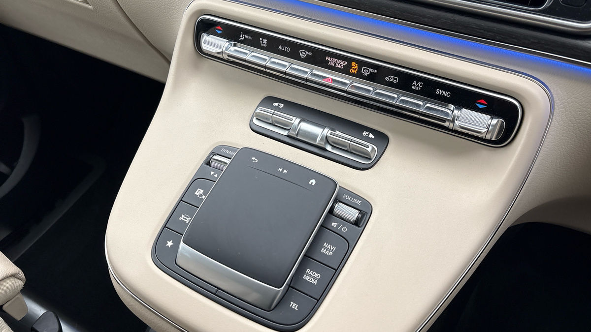 Used Mercedes-Benz V-Class 2024 for sale - 78213250: Photo 6