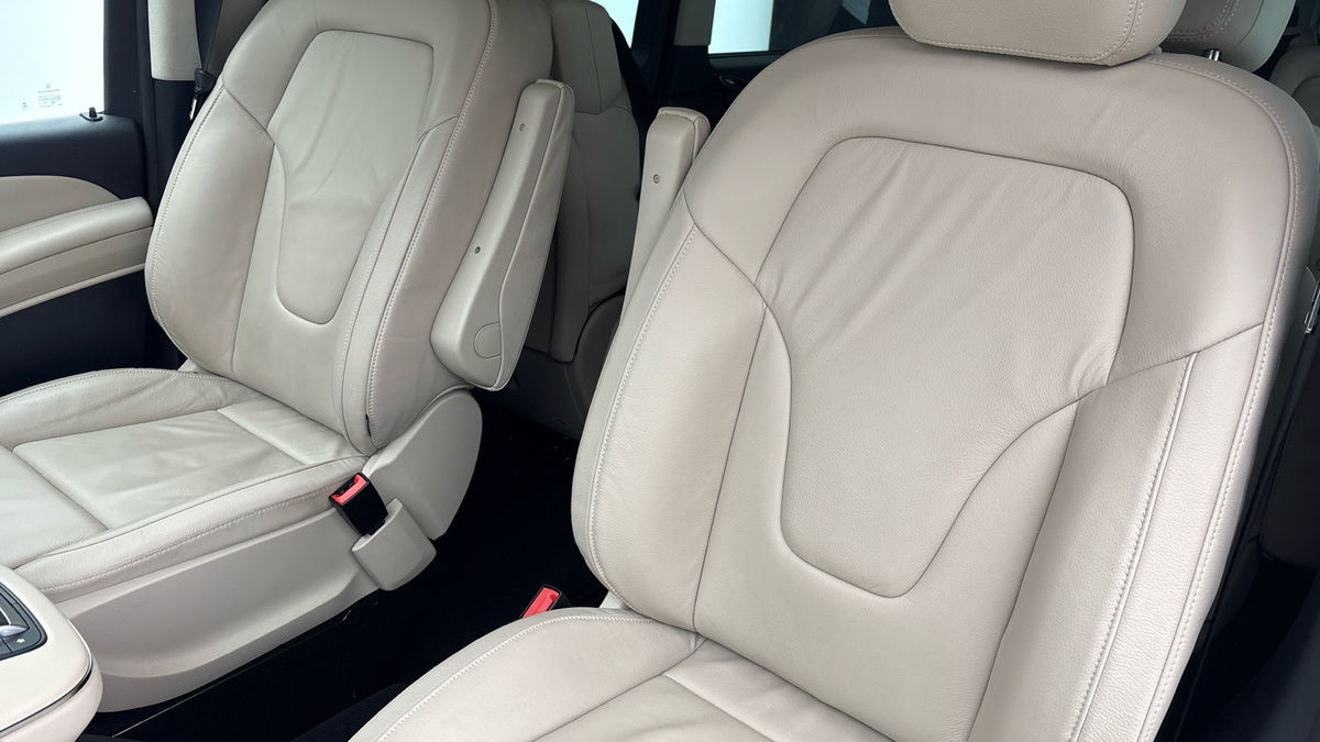 Used Mercedes-Benz V-Class 2024 for sale - 78213250: Photo 7