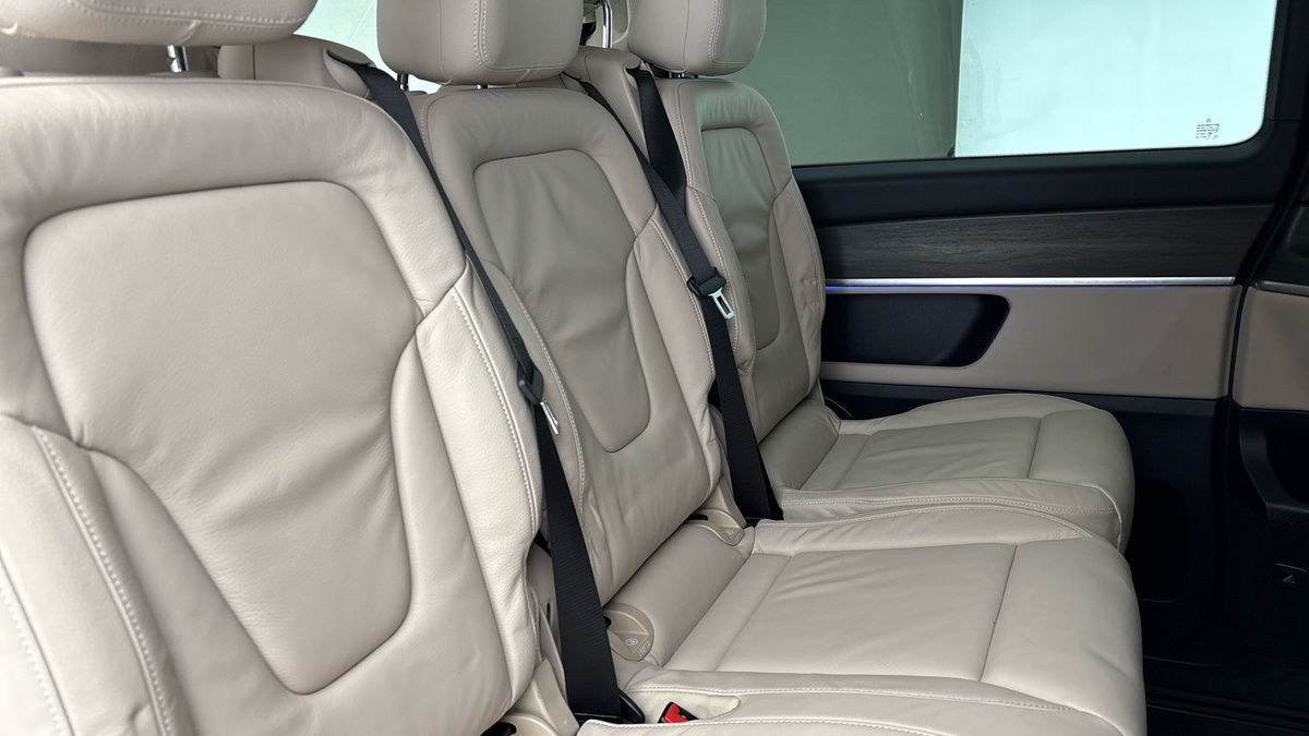 Used Mercedes-Benz V-Class 2024 for sale - 78213250: Photo 9