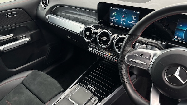 Used Mercedes-Benz GLB 2021 for sale - 76040260: Photo 18