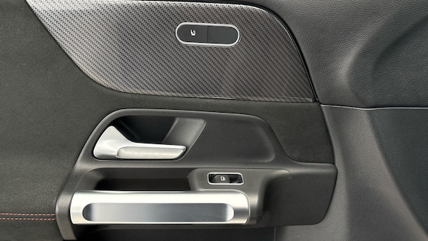 Used Mercedes-Benz GLB 2021 for sale - 76040260: Photo 19