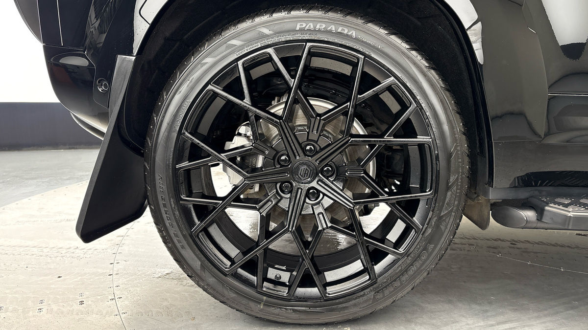 Used Land Rover Defender 110 2025 for sale - 76010593: Photo 10