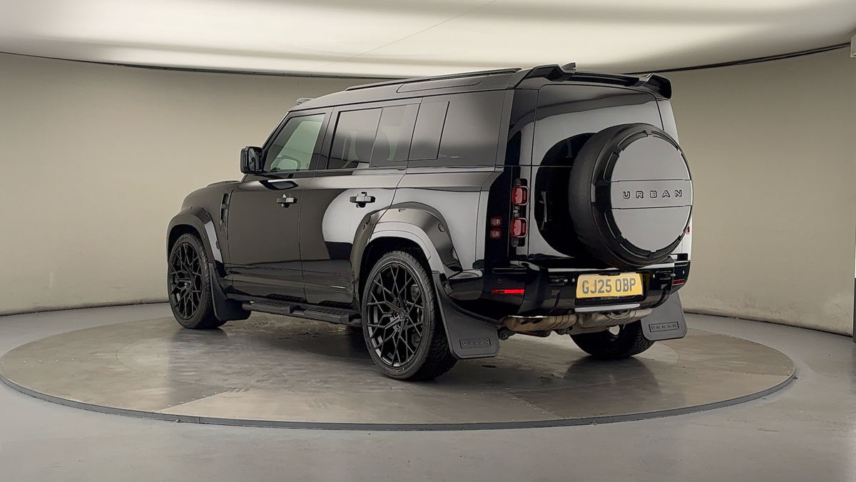 Used Land Rover Defender 110 2025 for sale - 76010593: Photo 2