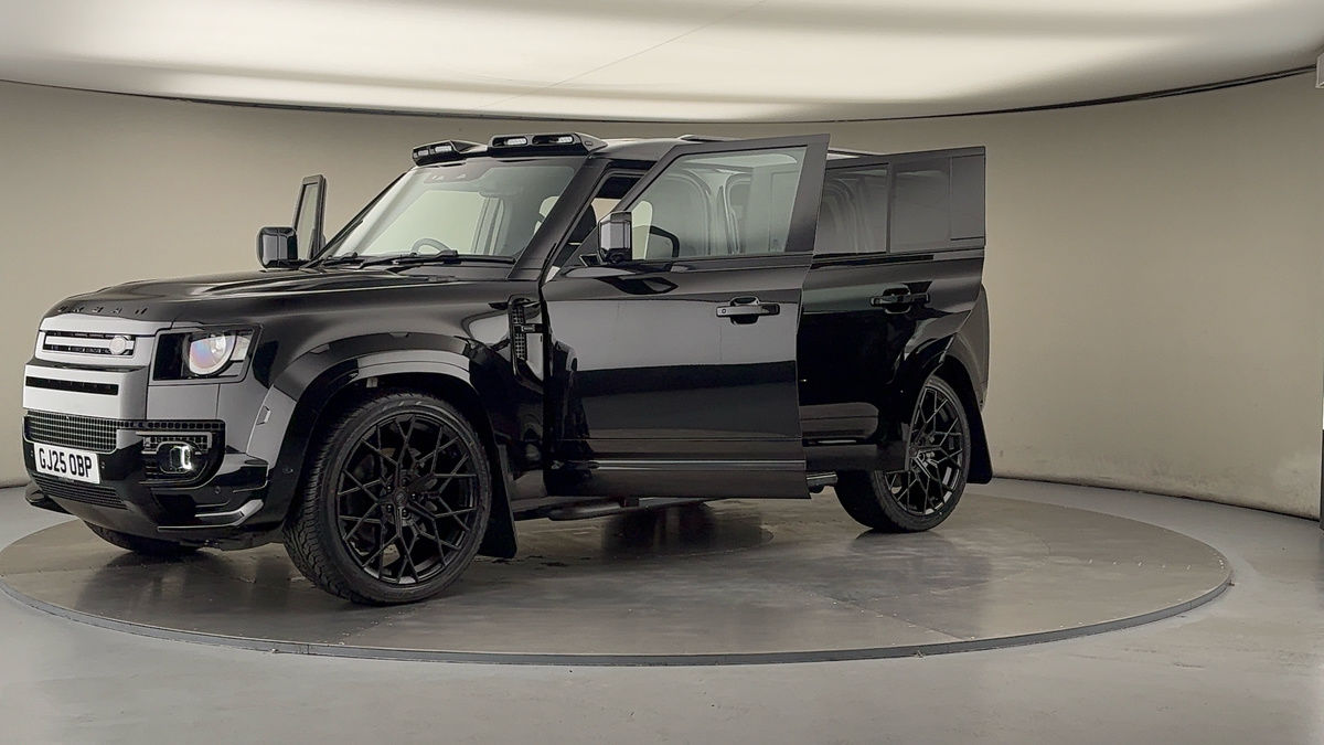 Used Land Rover Defender 110 2025 for sale - 76010593: Photo 22