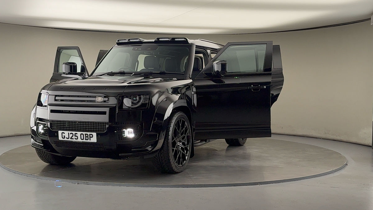 Used Land Rover Defender 110 2025 for sale - 76010593: Photo 53