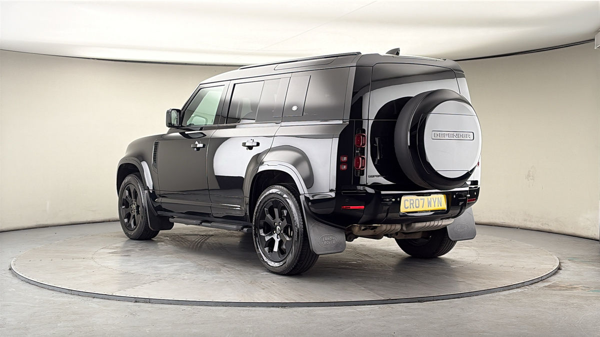 Used Land Rover Defender 2024 for sale - 78182394: Photo 2
