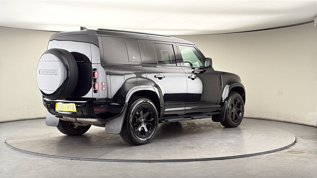 Used Land Rover Defender 2024 for sale - 78182394: Photo 21