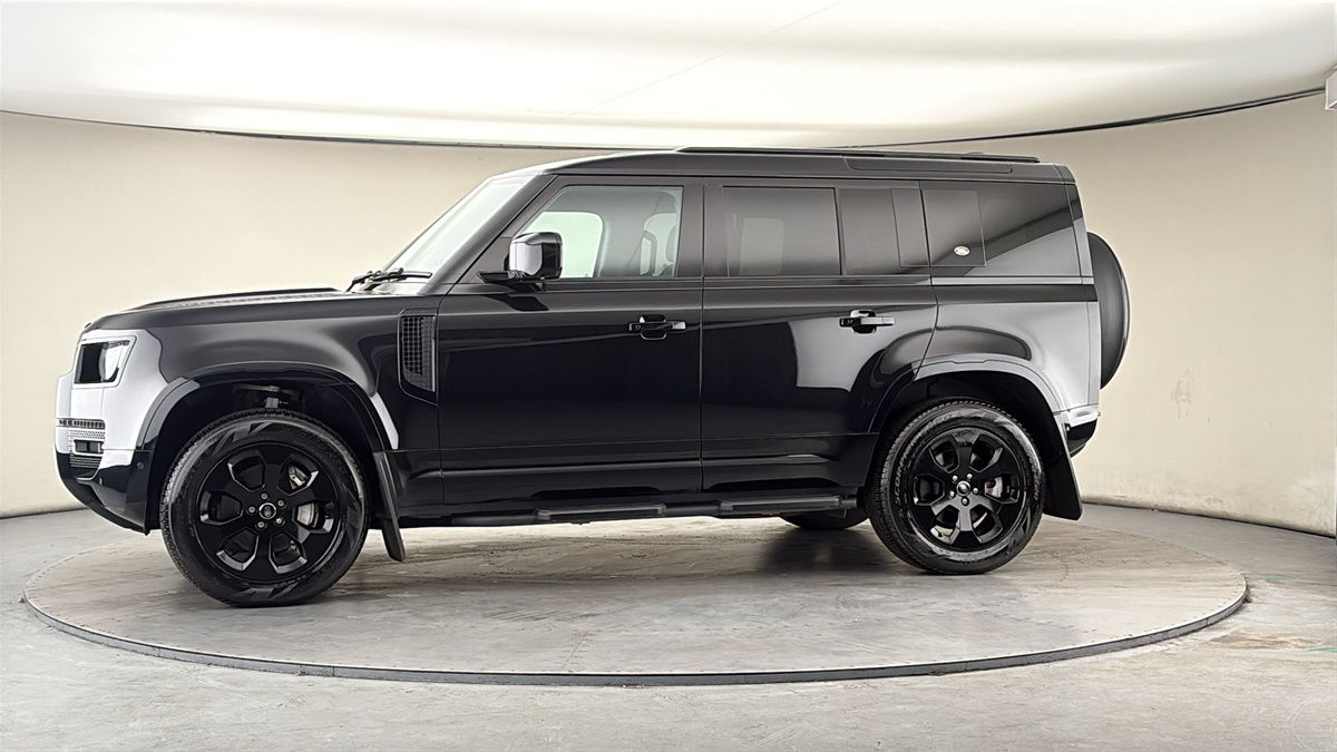 Used Land Rover Defender 2024 for sale - 78182394: Photo 28