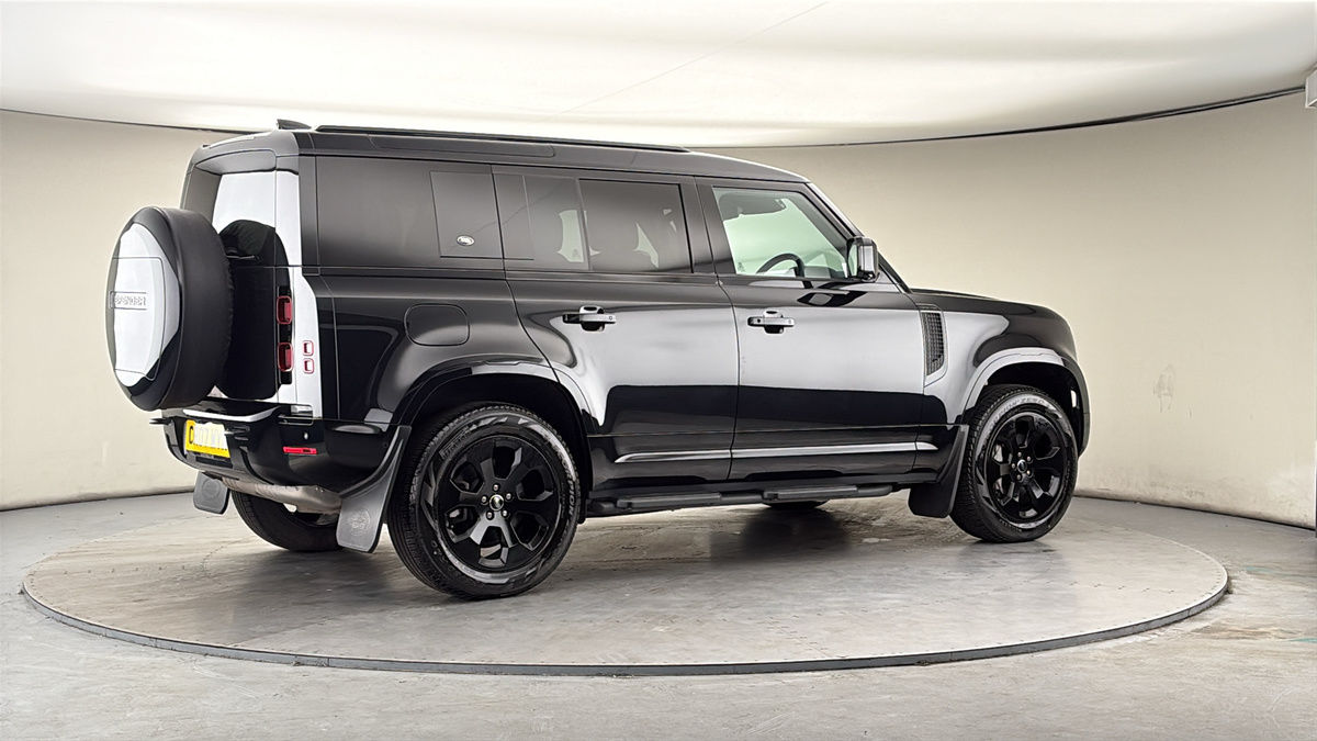 Used Land Rover Defender 2024 for sale - 78182394: Photo 38