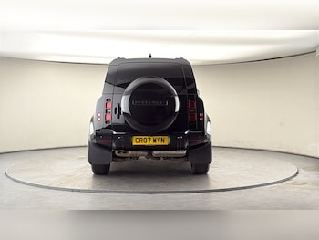 Used Land Rover Defender 2024 for sale - 78182394: Photo