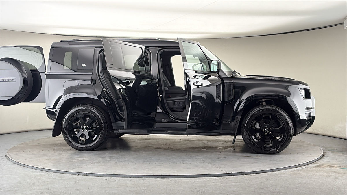 Used Land Rover Defender 2024 for sale - 78182394: Photo 55