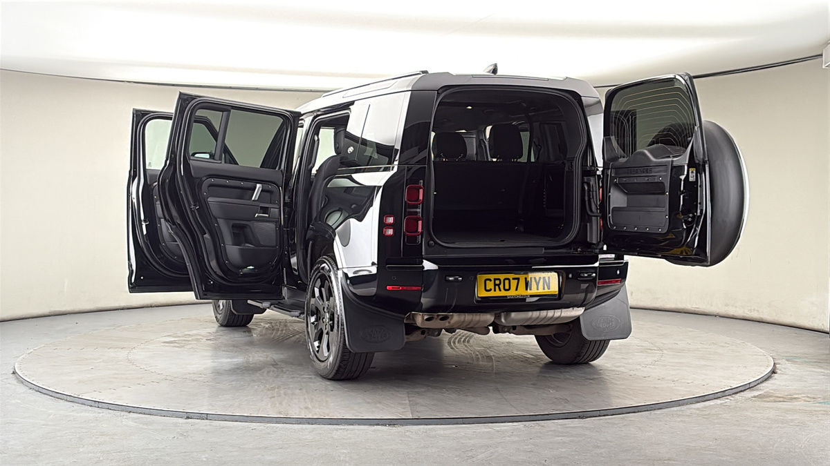 Used Land Rover Defender 2024 for sale - 78182394: Photo 61