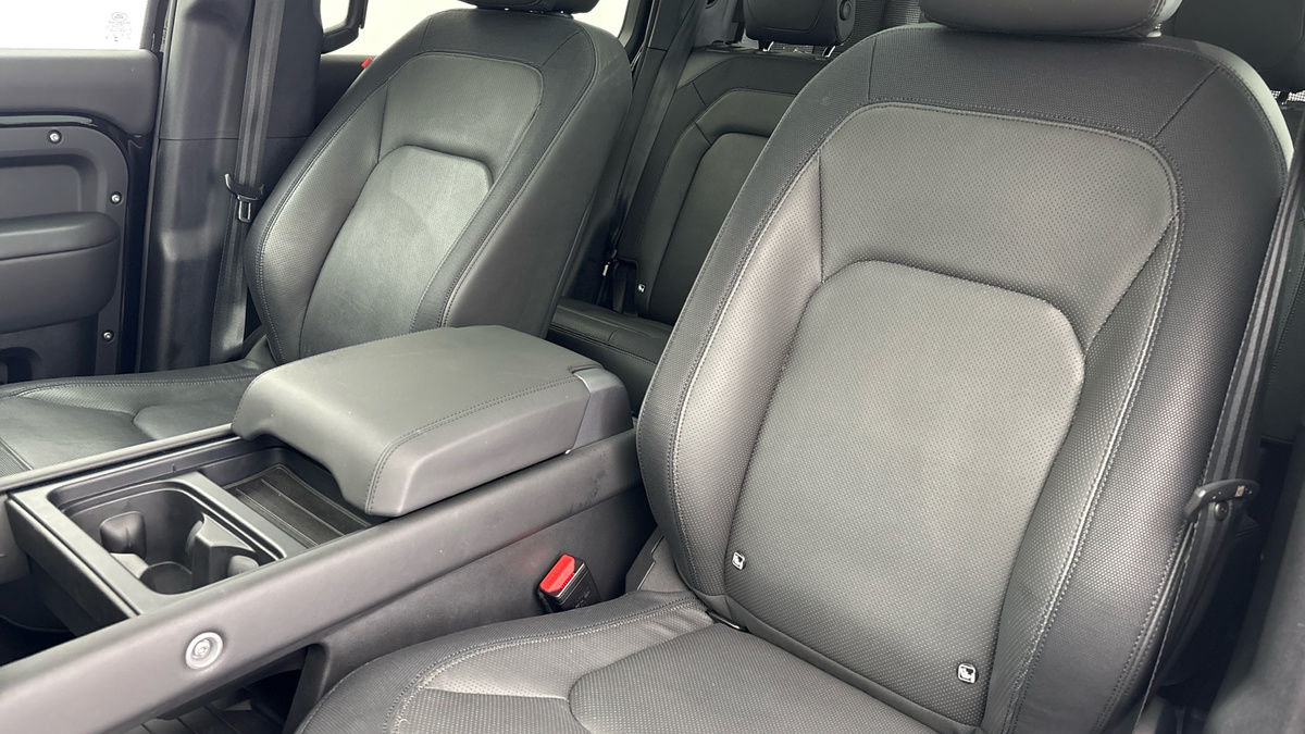 Used Land Rover Defender 2024 for sale - 78182394: Photo 7