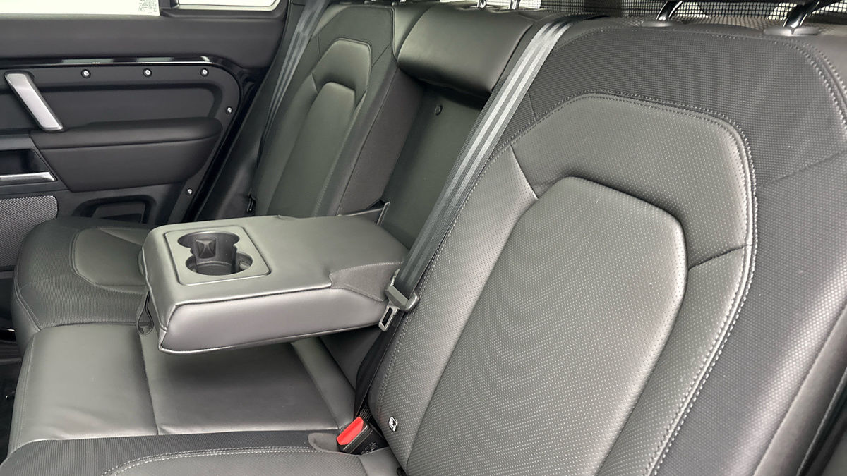 Used Land Rover Defender 2024 for sale - 78182394: Photo 9