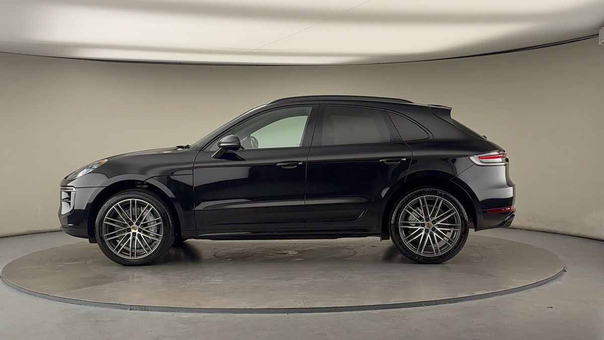 Used Porsche Macan 2021 for sale - 76280776: Photo 15