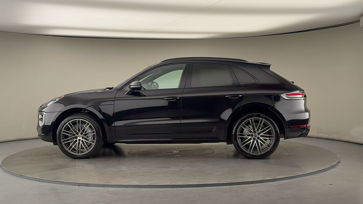 Used Porsche Macan 2021 for sale - 76280776: Photo 30