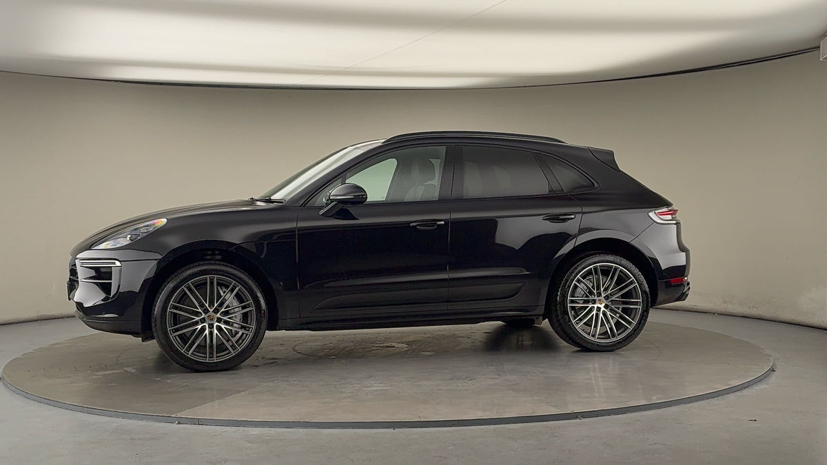 Used Porsche Macan 2021 for sale - 76280776: Photo 31