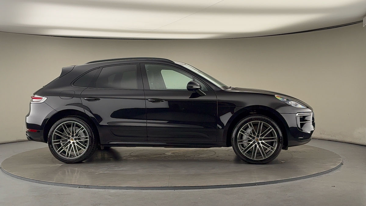 Used Porsche Macan 2021 for sale - 76280776: Photo 39