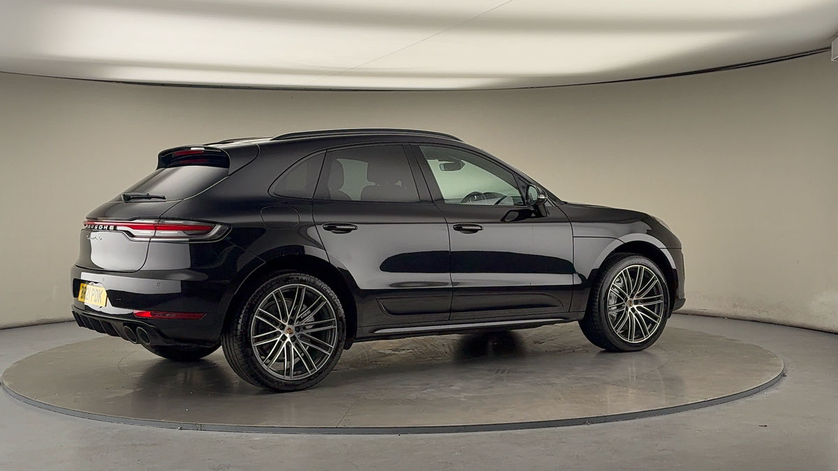 Used Porsche Macan 2021 for sale - 76280776: Photo 41