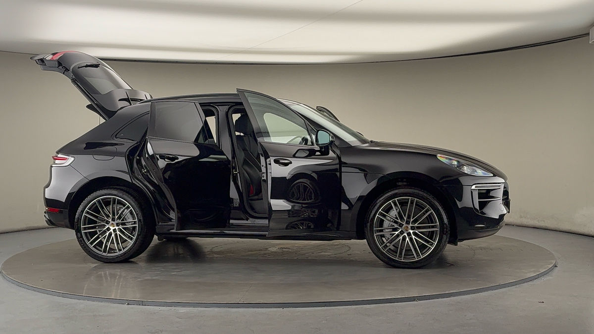 Used Porsche Macan 2021 for sale - 76280776: Photo 58