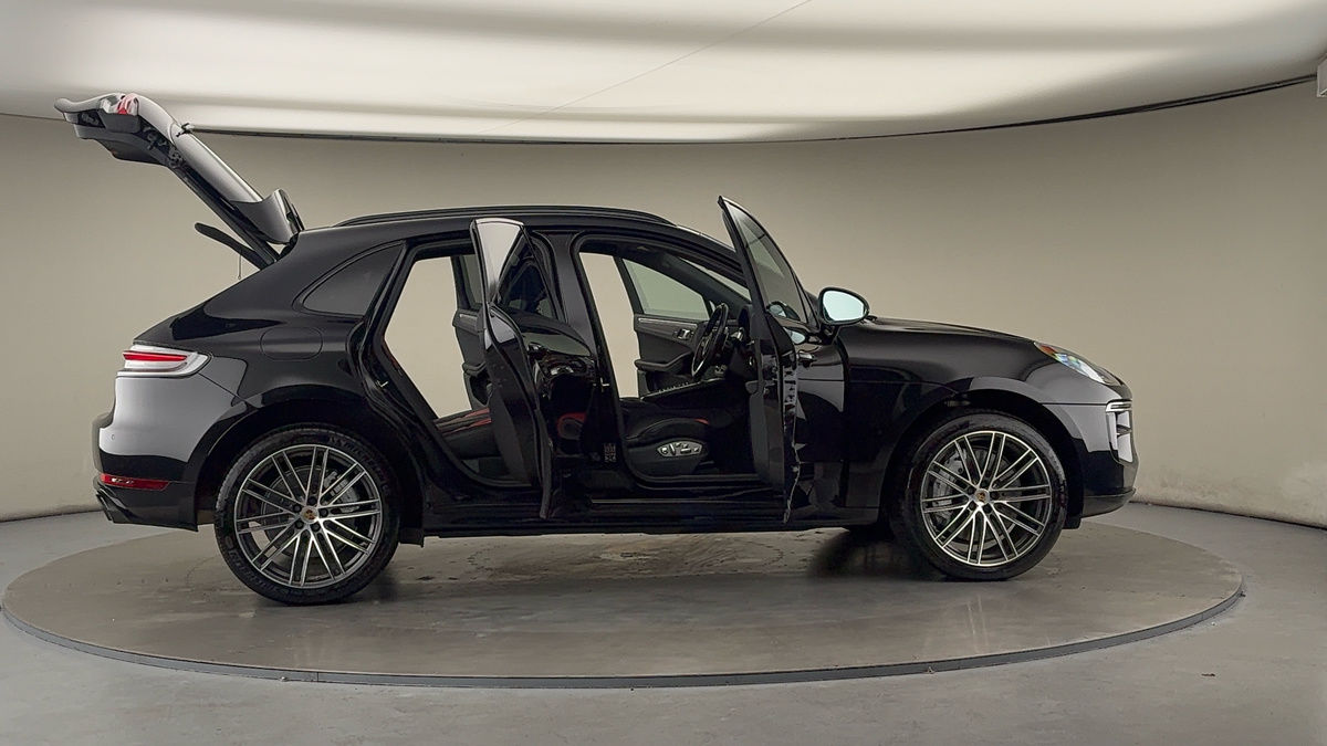 Used Porsche Macan 2021 for sale - 76280776: Photo 59