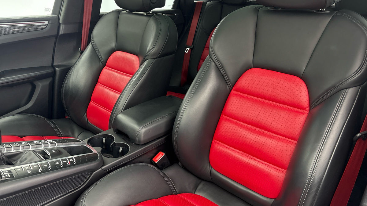 Used Porsche Macan 2021 for sale - 76280776: Photo 7