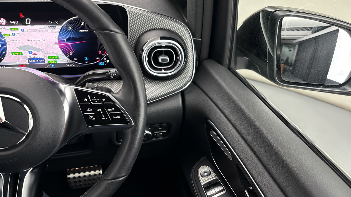 Used Mercedes-Benz V-Class 2025 for sale - 76280778: Photo 14