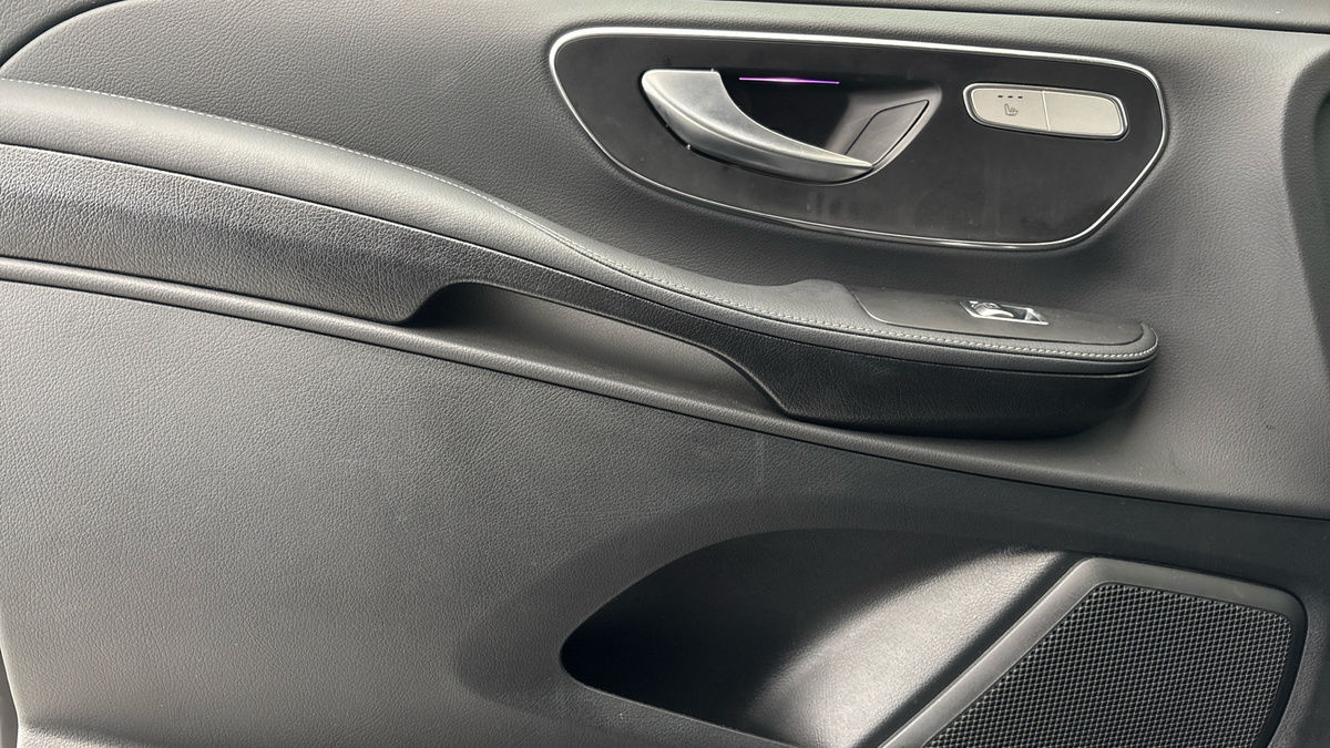 Used Mercedes-Benz V-Class 2025 for sale - 76280778: Photo 19