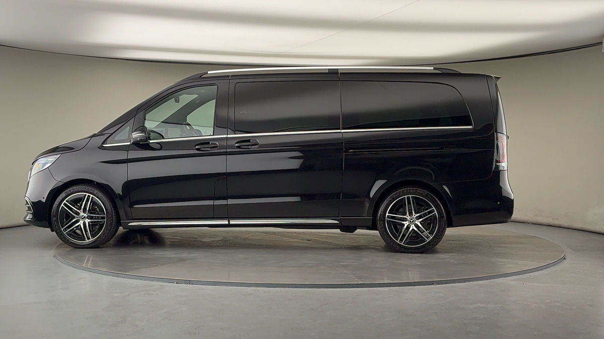 Used Mercedes-Benz V-Class 2025 for sale - 76280778: Photo 28