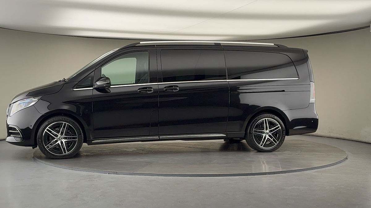 Used Mercedes-Benz V-Class 2025 for sale - 76280778: Photo 29