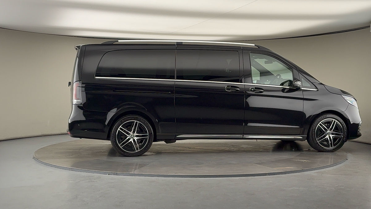 Used Mercedes-Benz V-Class 2025 for sale - 76280778: Photo 38