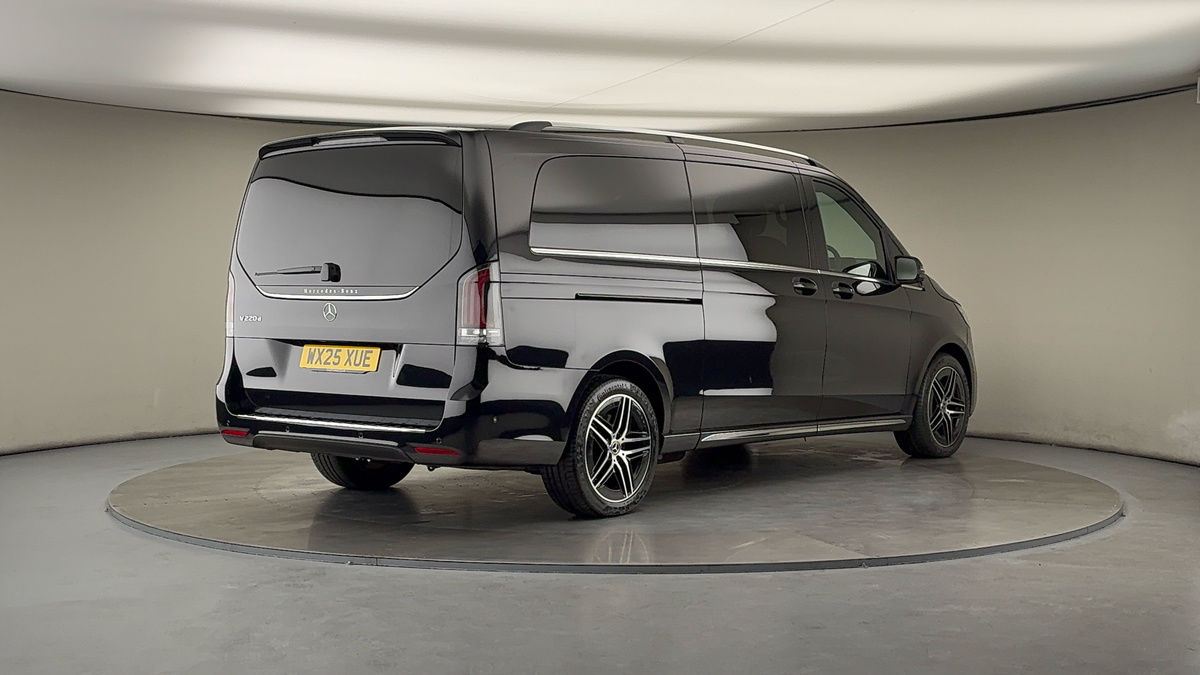 Used Mercedes-Benz V-Class 2025 for sale - 76280778: Photo 40