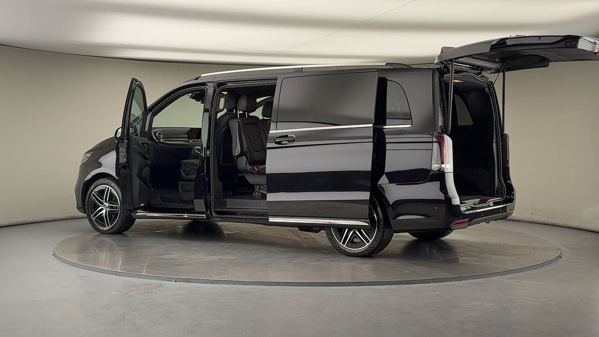 Used Mercedes-Benz V-Class 2025 for sale - 76280778: Photo 46