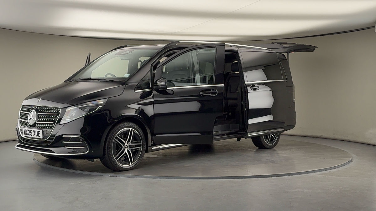 Used Mercedes-Benz V-Class 2025 for sale - 76280778: Photo 50