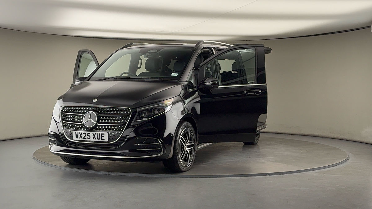 Used Mercedes-Benz V-Class 2025 for sale - 76280778: Photo 51