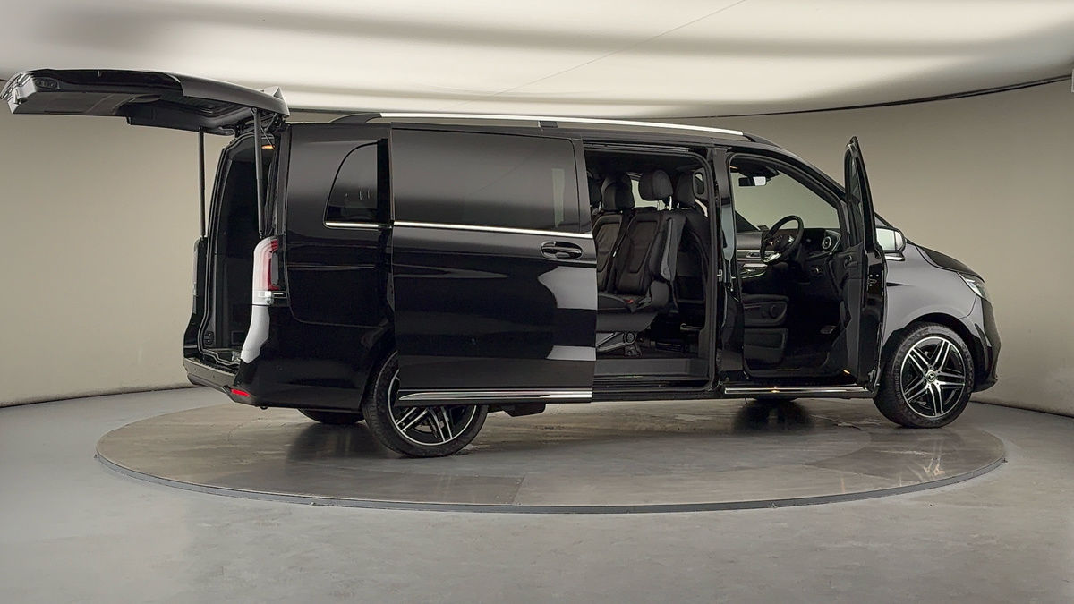 Used Mercedes-Benz V-Class 2025 for sale - 76280778: Photo 58