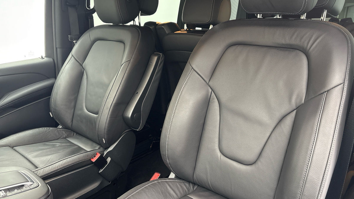Used Mercedes-Benz V-Class 2025 for sale - 76280778: Photo 7
