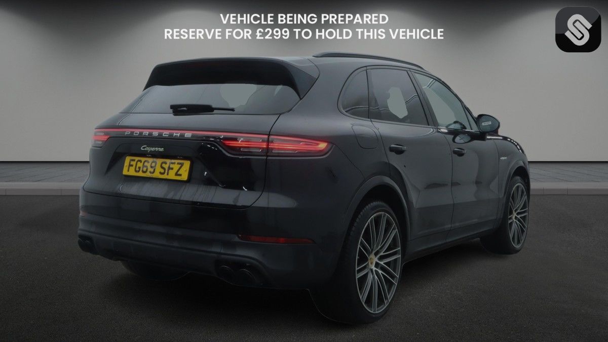 Used Porsche Cayenne 2019 for sale - 77622193: Photo 4
