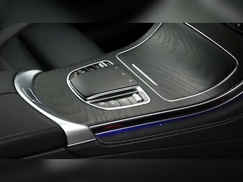 Used Mercedes-Benz GLC 2020 for sale - 75398530: Photo
