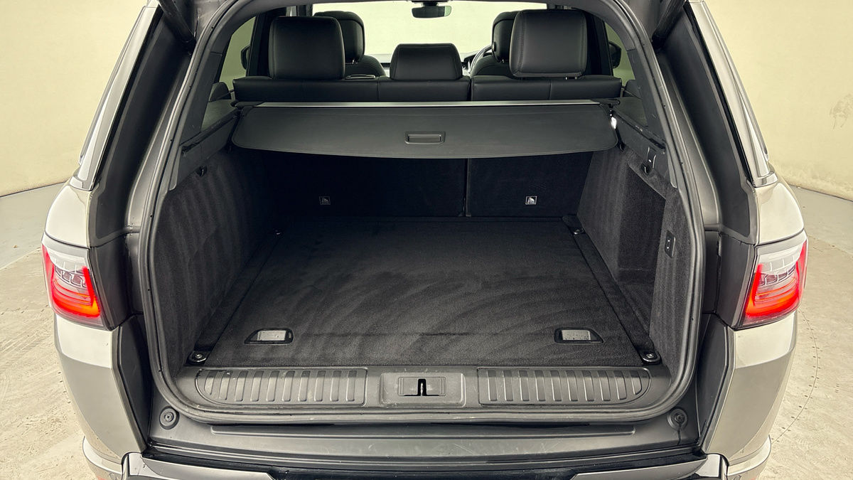 Used Land Rover Range Rover Sport 2020 for sale - 77880800: Photo 11