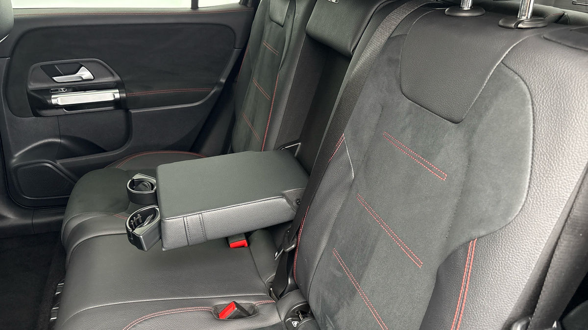 Used Mercedes-Benz GLB 2022 for sale - 75987101: Photo 9