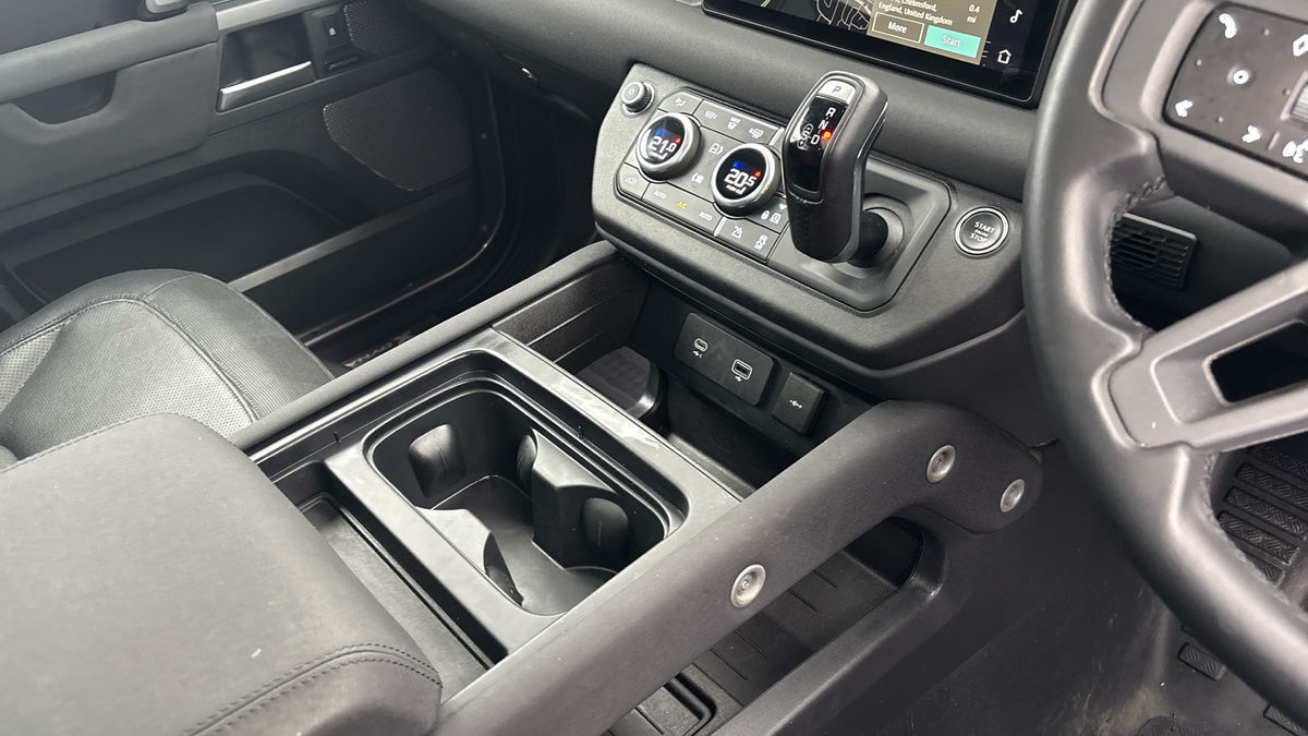 Used Land Rover Defender 110 2023 for sale - 76396741: Photo 18