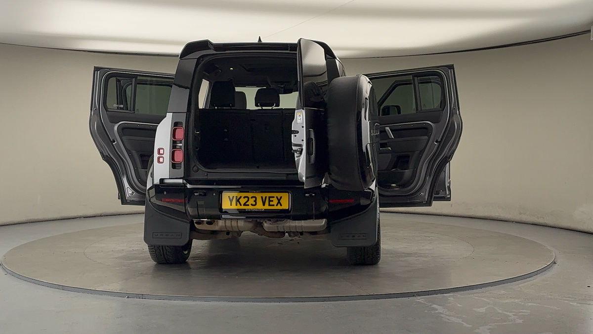 Used Land Rover Defender 110 2023 for sale - 76396741: Photo 66