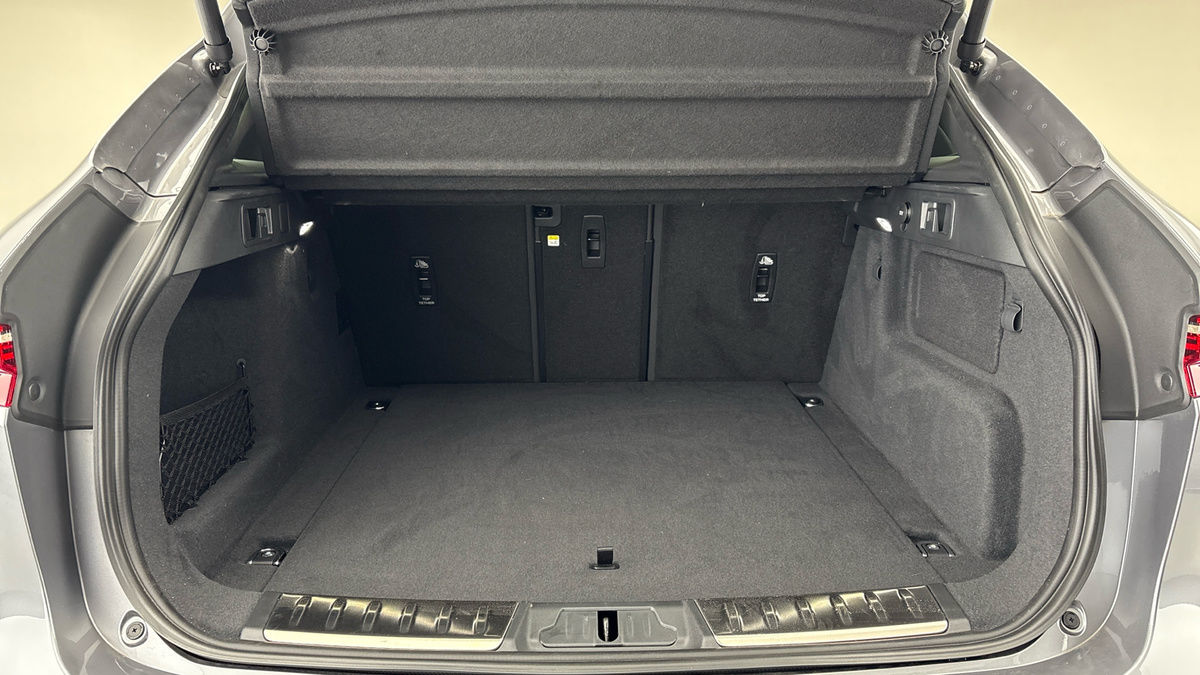 Used Jaguar F-Pace 2024 for sale - 76583100: Photo 11