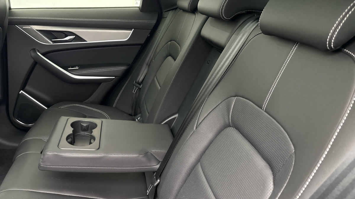 Used Jaguar F-Pace 2024 for sale - 76583100: Photo 9