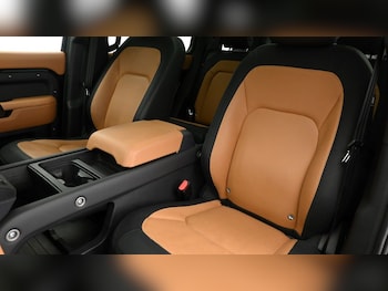 Used Land Rover Defender 110 2023 for sale - 75307951: Photo