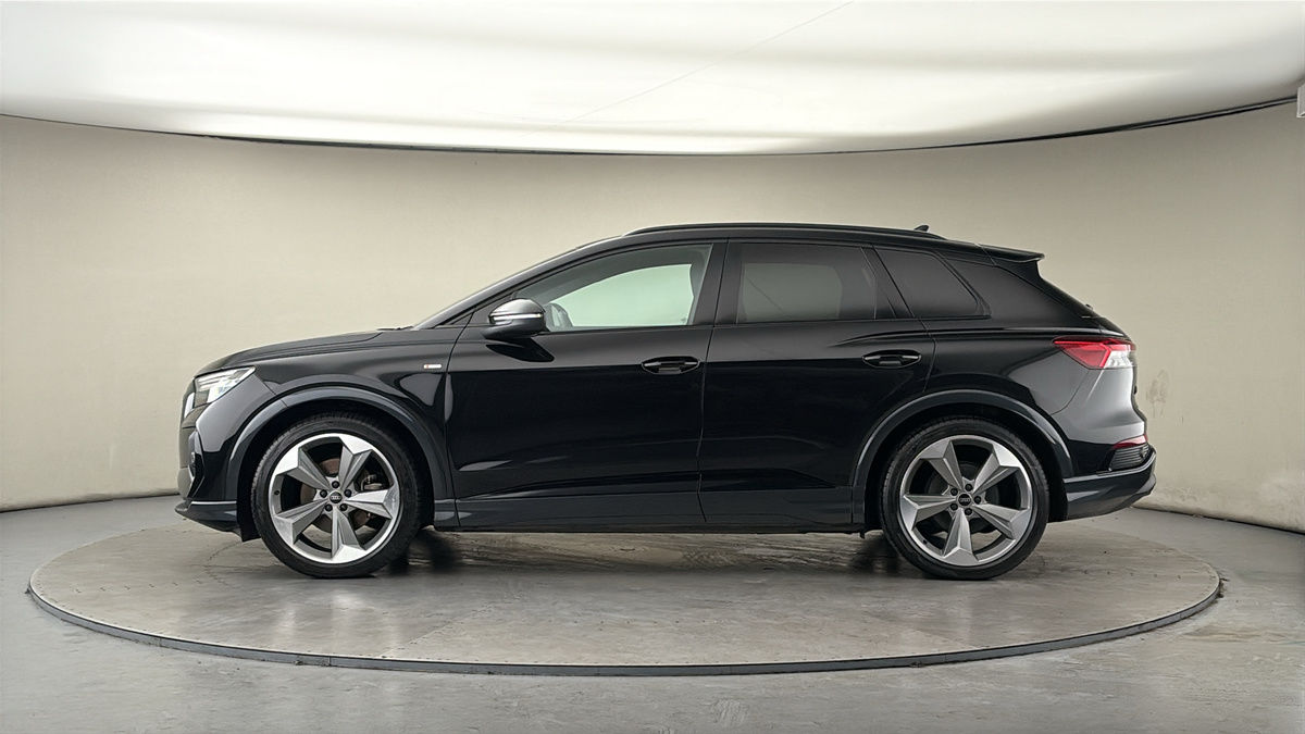 Used Audi Q4 e-tron 2024 for sale - 77921043: Photo 15